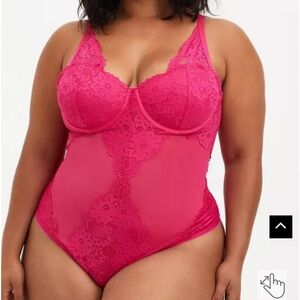 Torrid hot pink lace bodysuit plus size 0x